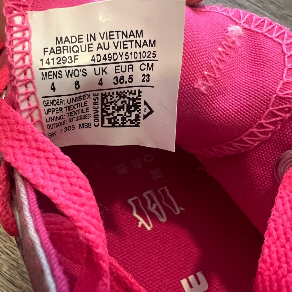 Converse Neon Pink women size 6 - Picture 3 of 6